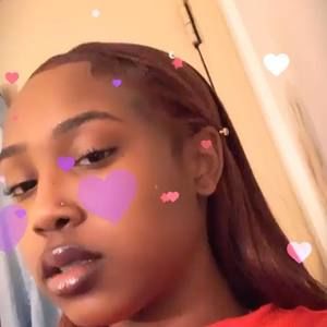 Meet your Posher, Ńêlla